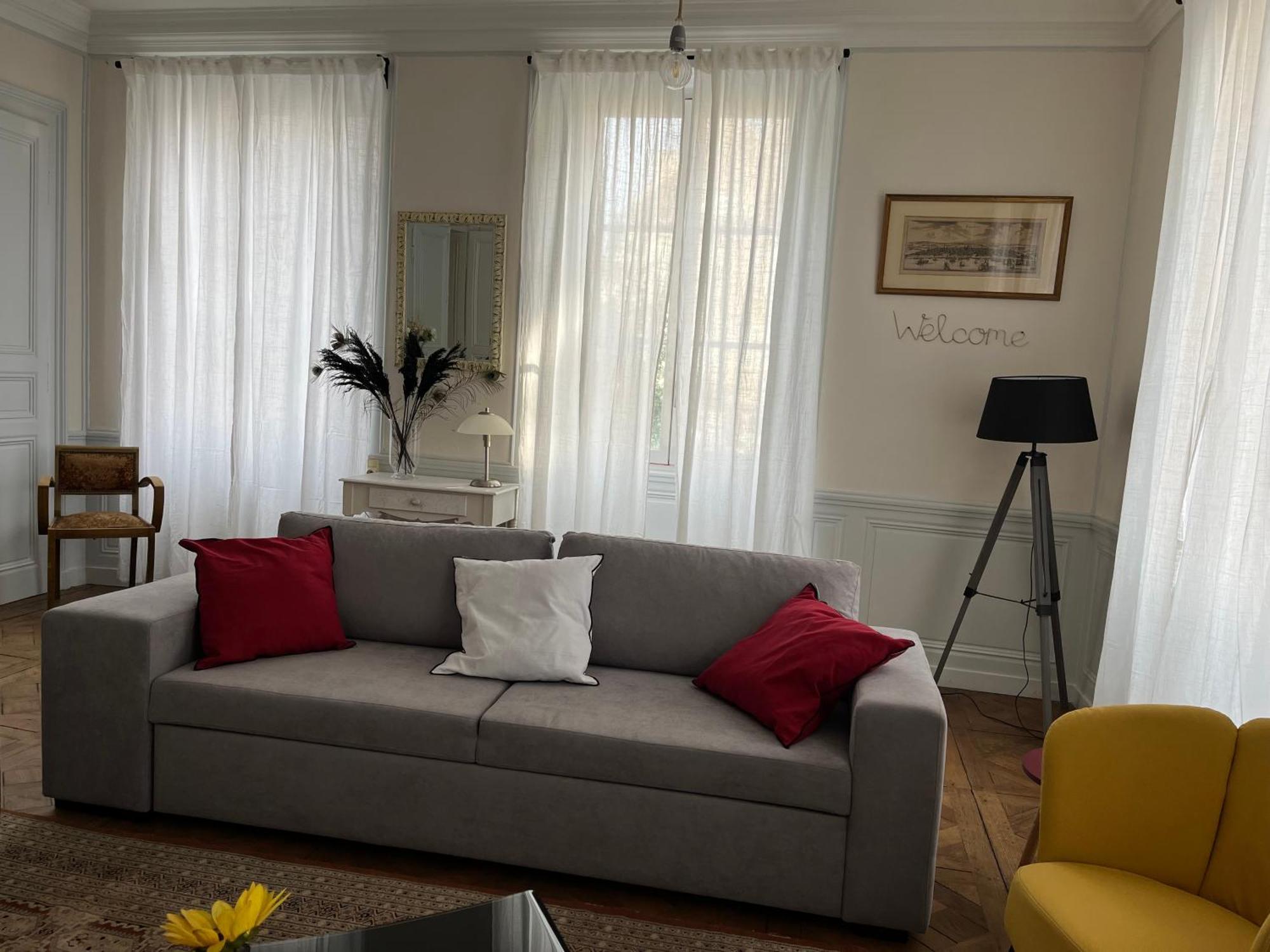 La Villa Louana 1 Appartement 160M2 Sobriete,Elegance En Coeur De Ville Aubusson  Dış mekan fotoğraf
