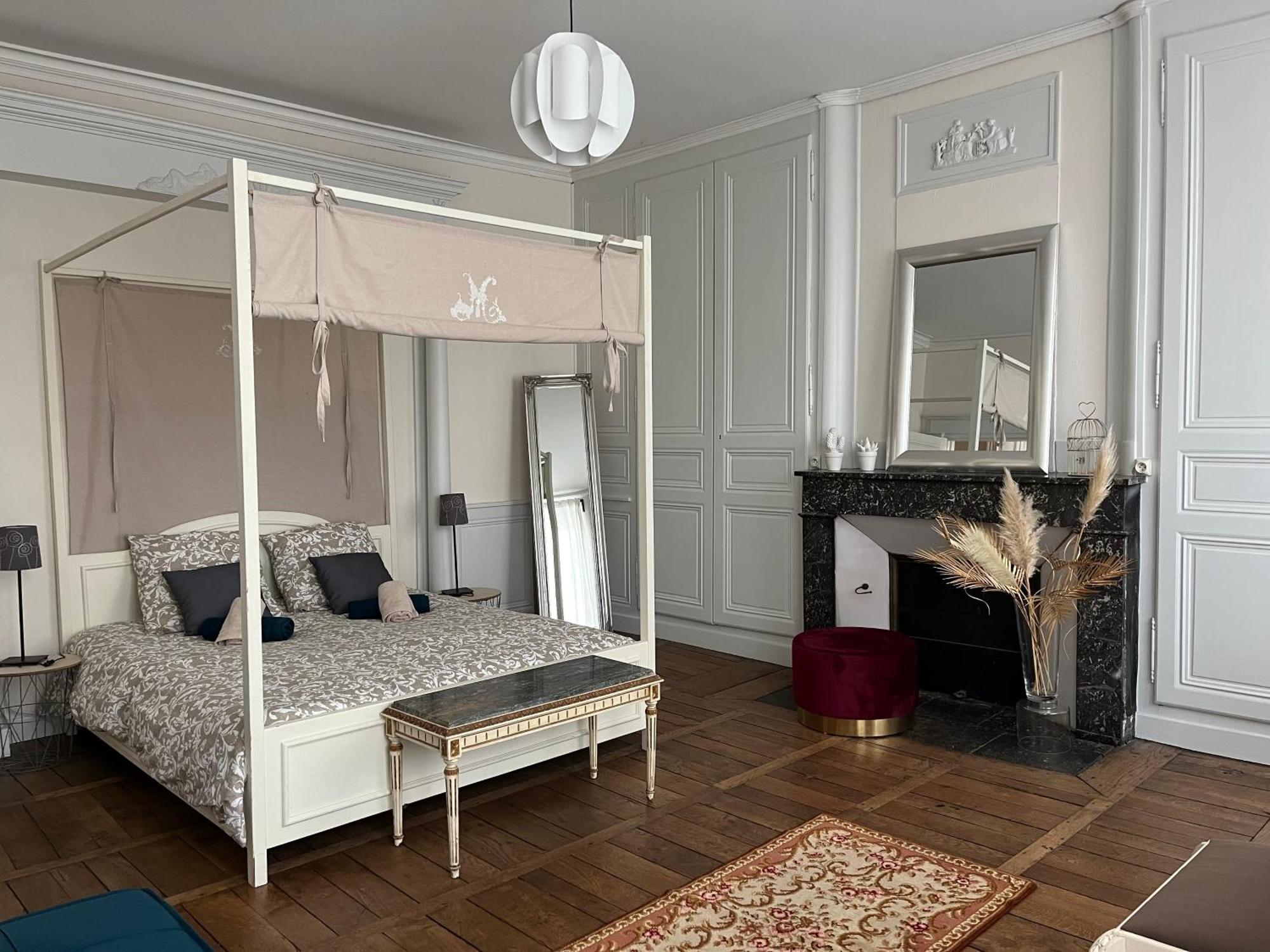 La Villa Louana 1 Appartement 160M2 Sobriete,Elegance En Coeur De Ville Aubusson  Dış mekan fotoğraf
