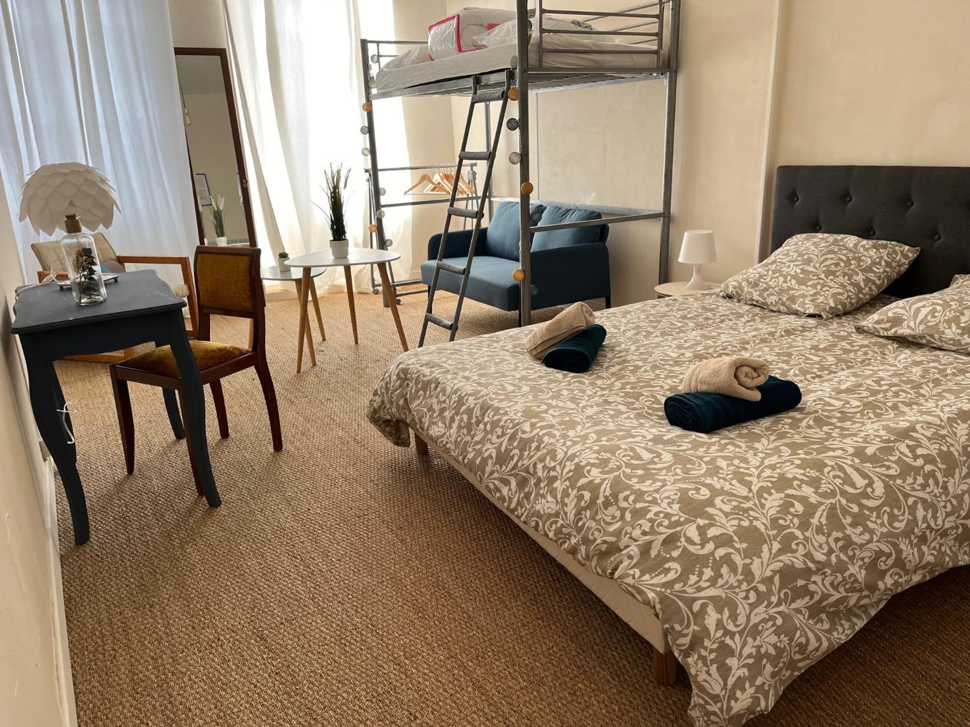 La Villa Louana 1 Appartement 160M2 Sobriete,Elegance En Coeur De Ville Aubusson  Dış mekan fotoğraf